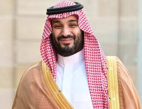 بن سلمان ساخت بزرگ‌ترین استخر معلق جهان را آغاز کرد+ عکس