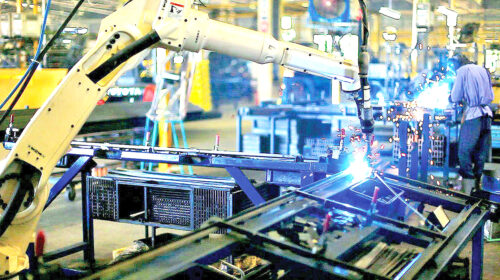 بحران خاموشی تولید را به‌زانو درآورده است