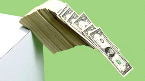 سقوط بی‌سابقه دلار آمریکا به پایین‌ترین سطح سه سال اخیر