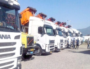 ۶ راهکار سیاستی برای رفع چالش‌های کامیون‌داران در حمل‌ونقل جاده‌ای