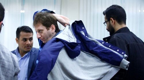 رونمایی بابک زنجانی از تاکسی‌های ‎تویوتا ‎برقی در کرج، قشم و اصفهان!