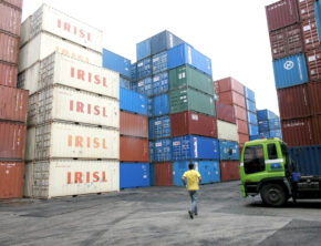 خیانت آشکار به شعار سال با باز کردن دروازه واردات کالاهای مشابه داخلی