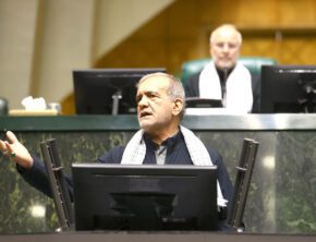 دشمن نمی‌تواند ملت ایران را از صحنه خارج کند