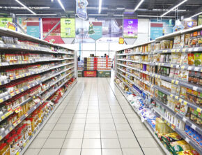 بازار کالاهای اساسی آرام است