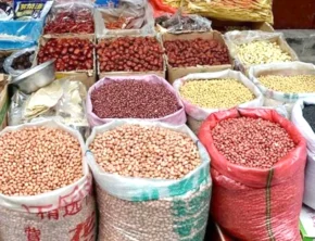 اختلاف قیمت ۲۰۰ هزار تومانی لوبیا چیتی در بازار و فروشگاه