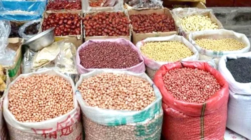 اختلاف قیمت ۲۰۰ هزار تومانی لوبیا چیتی در بازار و فروشگاه