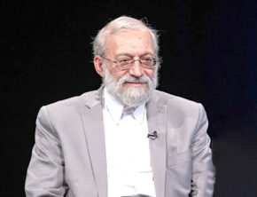 لاریجانی: میوه پیروزی در جنگ را با دیپلماسی نادرست تباه نکنیم