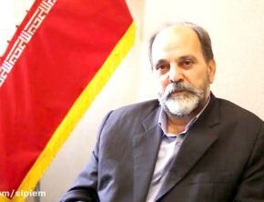 وزیر نیرو نمی‌داند کجا آب هست یا کجا برق دارد