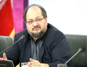 اتلاف پول در فوتبال و بی‌توجهی به سهام عدالت