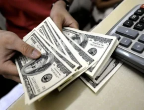 تجربه افزایش‌های هیجانی نرخ دلار بعد از تنش‌های سیاسی