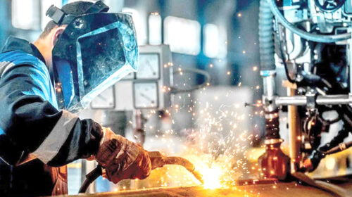 کمبود نیروی متخصص؛ ۴۳ درصد از کارکنان صنعتی غیرماهر هستند