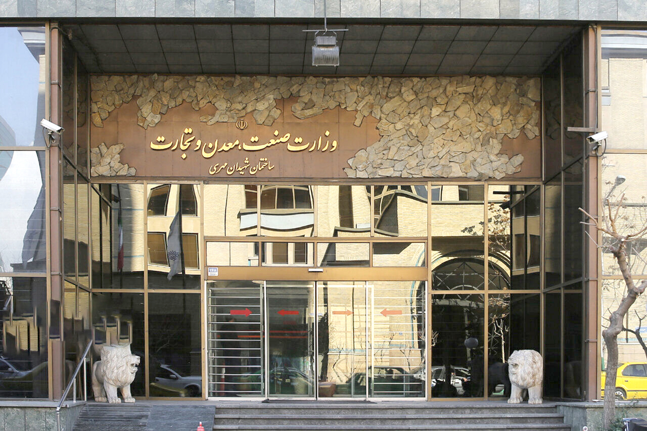 وزارت صمت؛ غایب بزرگ در شفافیت آماری و حمایت از تولید