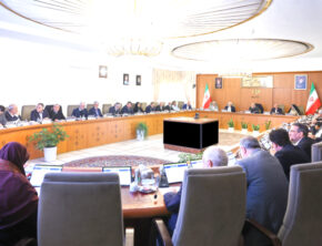 آقایان؛ از قیمت دلار و گرانی‌ها راضی هستید؟