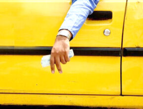 افزایش قیمت تاکسی‌های اینترنتی به بهانه سه نرخی شدن بنزین