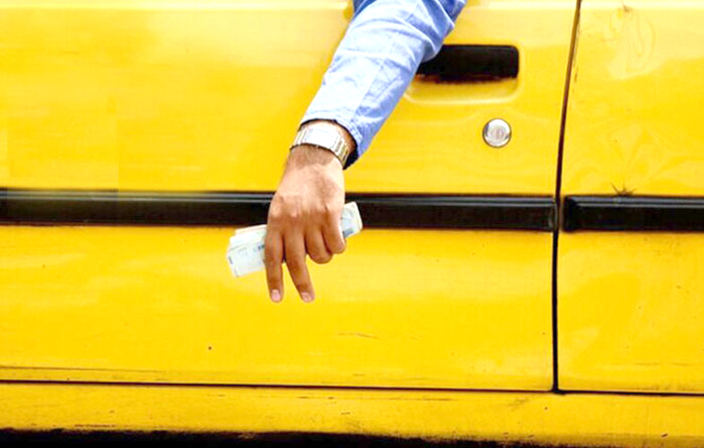 افزایش قیمت تاکسی‌های اینترنتی به بهانه سه نرخی شدن بنزین