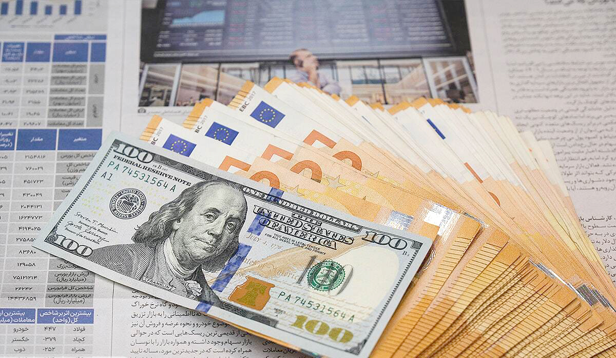 کاهش تقاضای فصلی بازار ارز تا ۲۰ روز دیگر