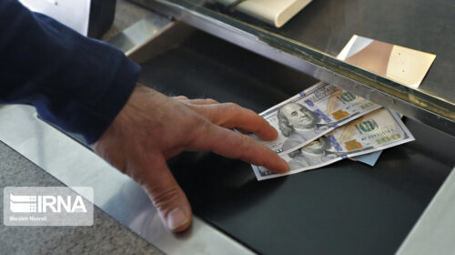 لزوم ممنوعیت معاملات خیابانی ارز