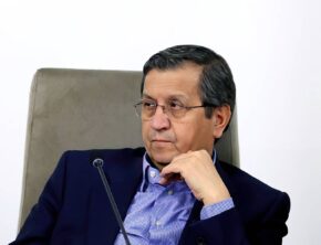 بانی‌ جهش تورم و سقوط ارزش پول ملی