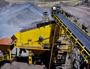 تشدید فشار بر کشاورزی و معدن