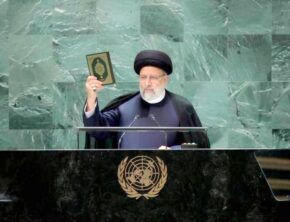 روزی که شهید رئیسی قرآن را در بلندترین تریبون جهان بالا برد