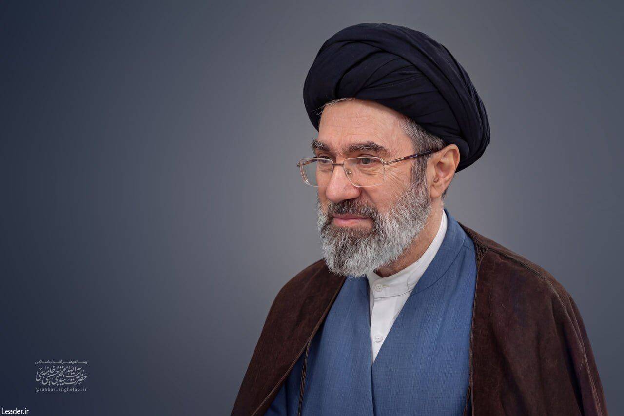 پاسخ رهبر معظم انقلاب به نامه جمعی از فعالان مردمی حوزه جمعیت