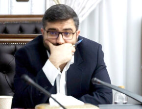 سقاب؛ بدون نقاب