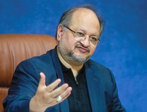 شریعتمداری هلدینگ خلیج‌فارس را با چه وضعیتی تحویل می‌دهد؟