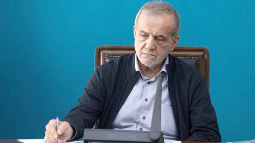 دفاع پزشکیان از واگذاری ایران‌خودرو به قطعه‌ساز خاص