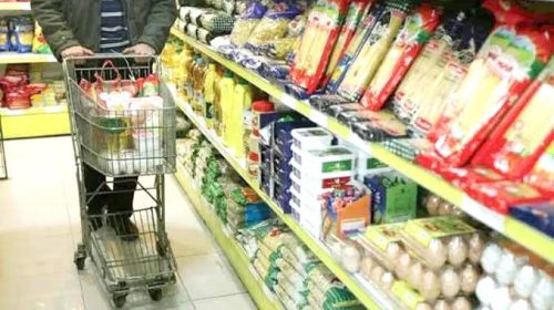 کالاهای اساسی تا پایان سال حتی با توقف پروازهای خارجی تأمین است