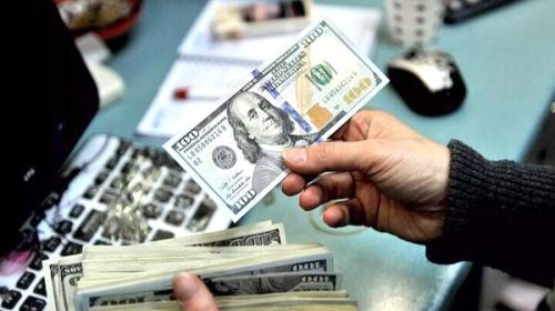 بازگشت ارزش دلاری نقدینگی به سال ۱۳۸۴