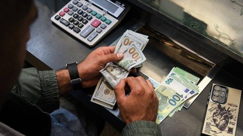 انتقاد مجلس به ارزپاشی همتی