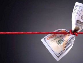 ۱۰ اقدام فوری برای مهار گرانی دلار