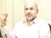فرشاد مؤمنی: ارز ارزان، اعتبار ارزان و زمین ارزان برای پنل های خورشیدی در اختیار چه افرادی قرار گرفته است؟